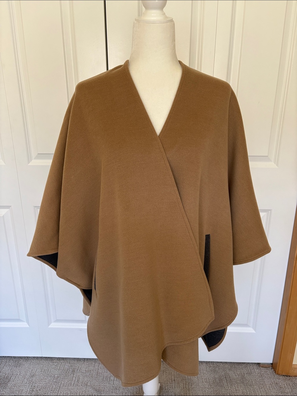 Cartonnier Camel Brown Wrap Poncho